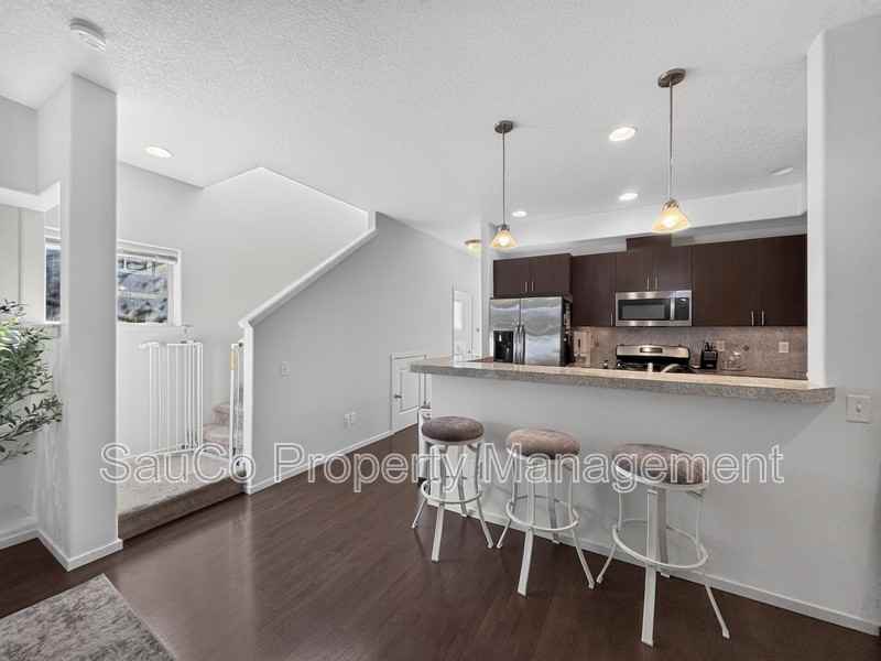 2200 Ne Redelfs Way - Photo 6 of 17