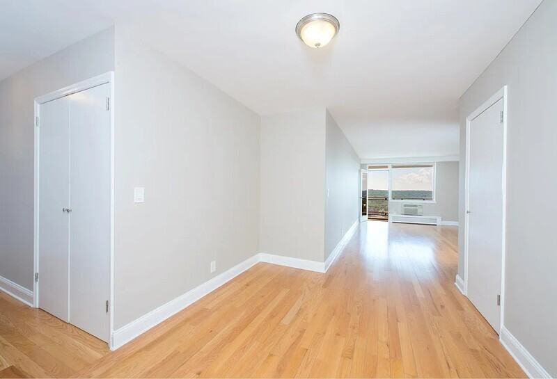 5700 Arlington Ave #11H - Photo 7 of 19