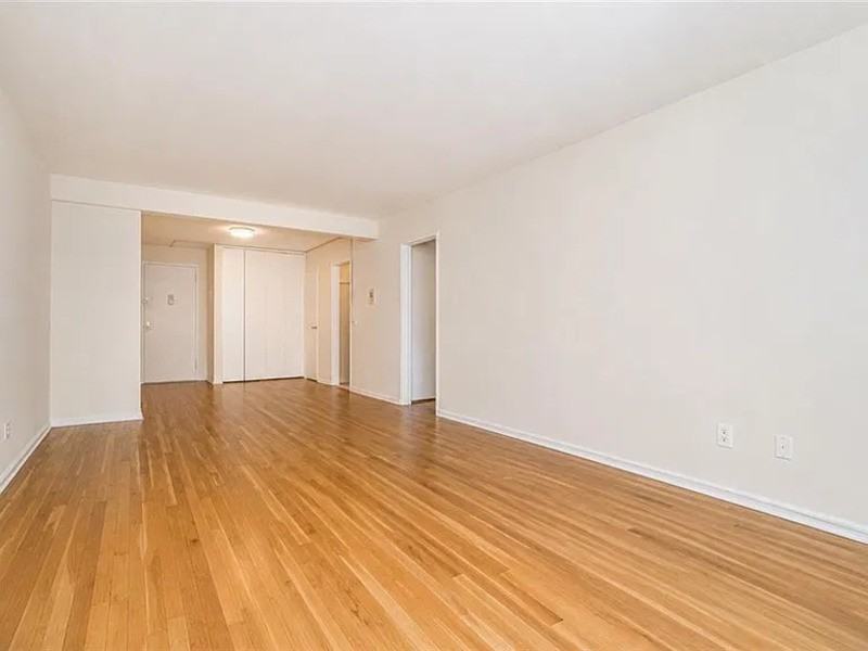 2277 Homecrest Ave #3D - Photo 6 of 15