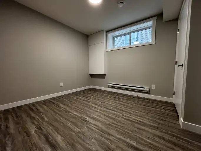 815 Brighton Blvd #B - Photo 4 of 7