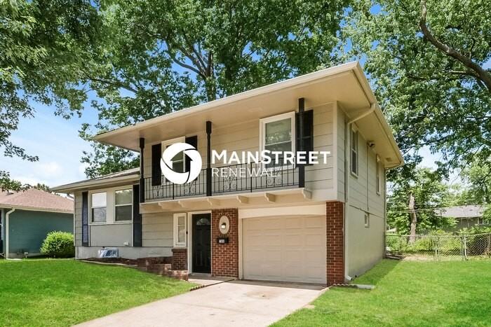 7908 E 117 St - Photo 2 of 20