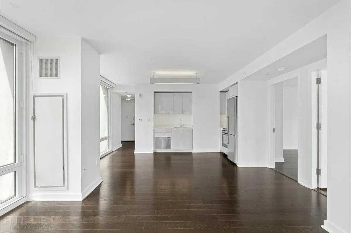 W 113th St #714 - Photo 7 of 20