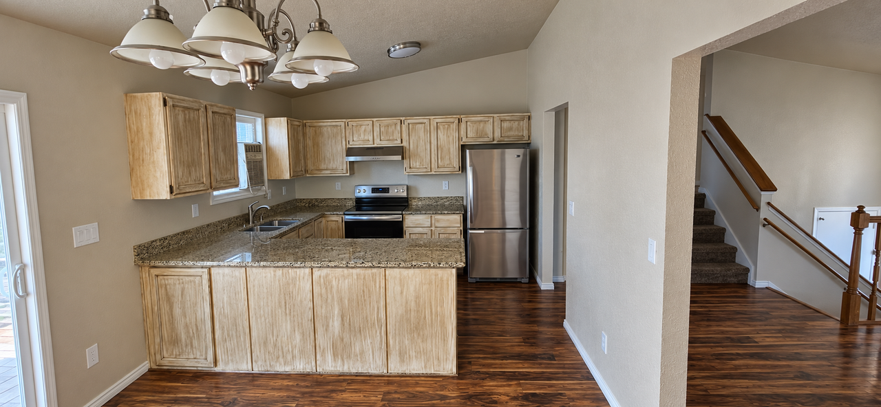 1671 Troy Ct #1 - Photo 4 of 34