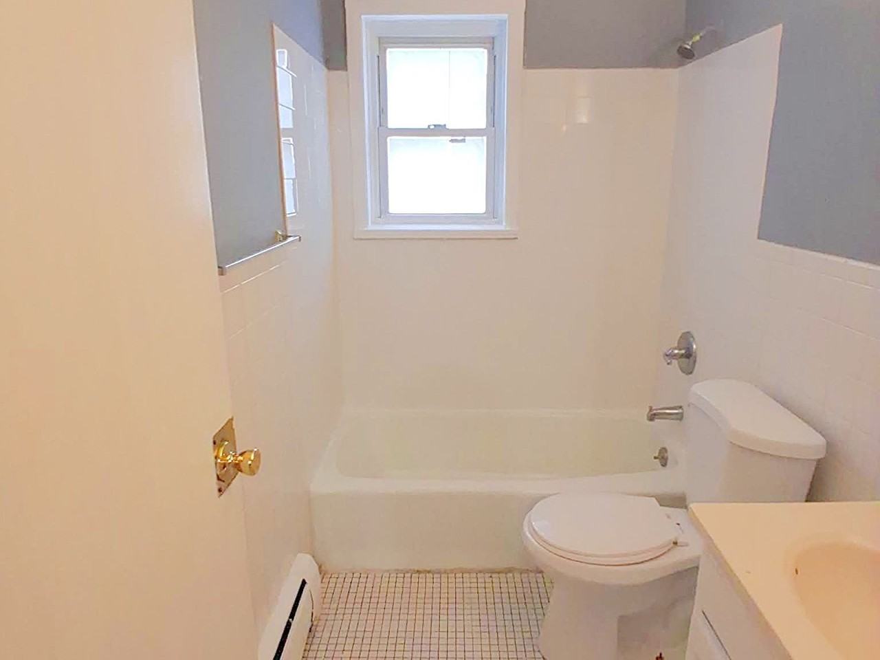 2240 East Main Street - Photo 3 of 10