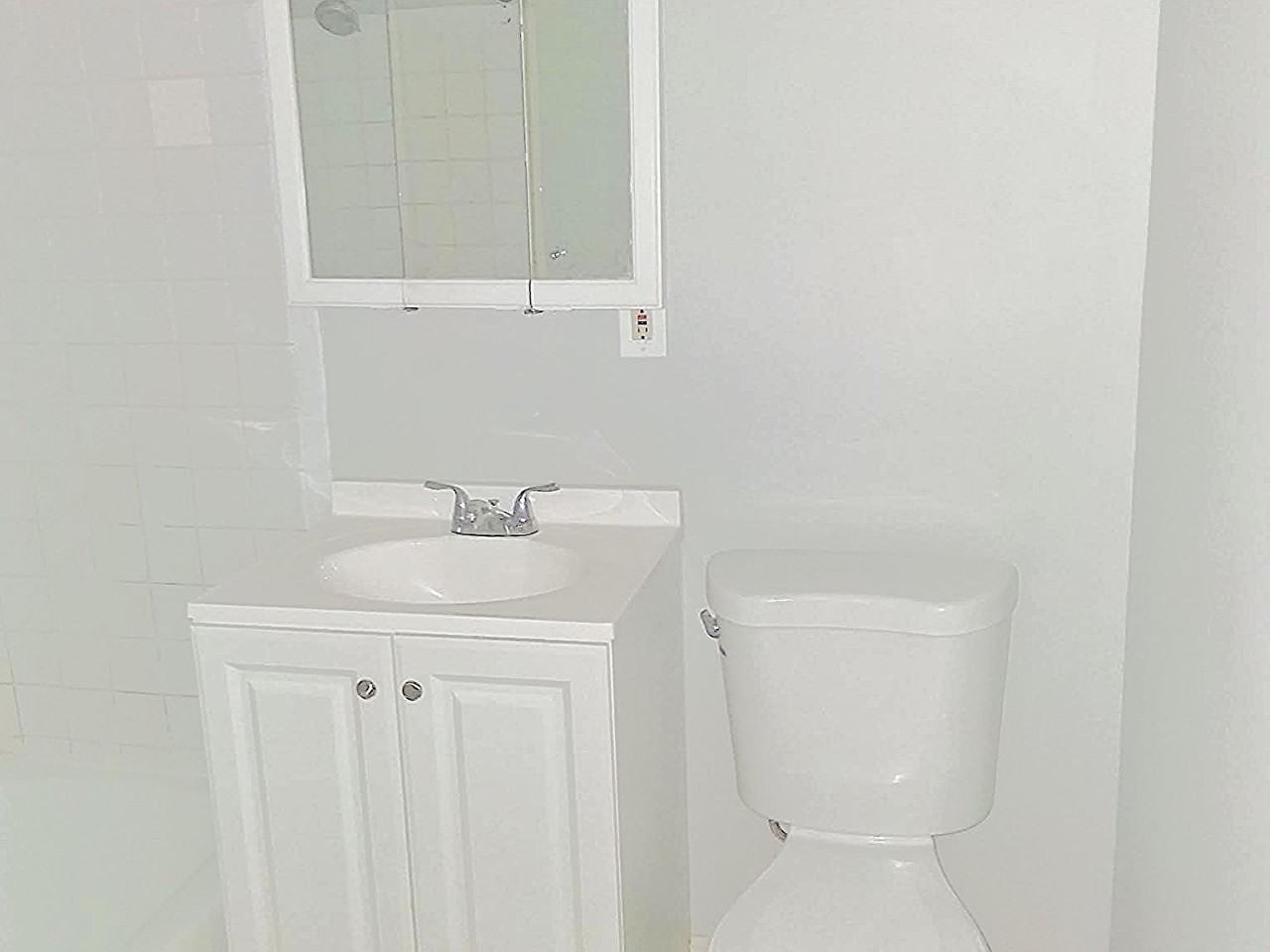 467 Allen Street - Photo 2 of 10