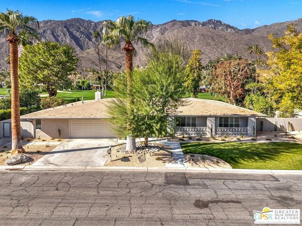 2367 S Yosemite Dr - Photo 4 of 50