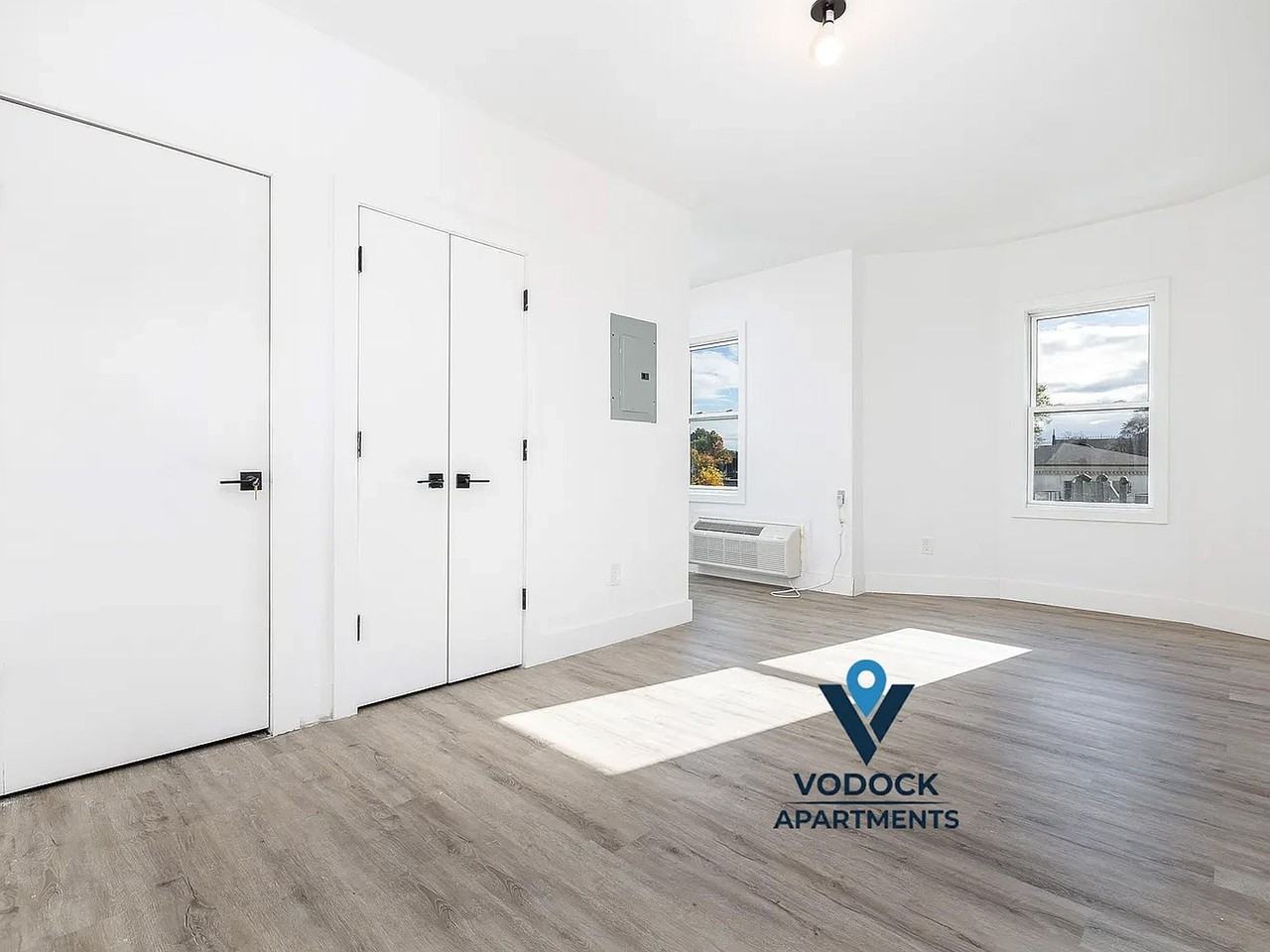 1256 Main St #304 - Photo 4 of 10