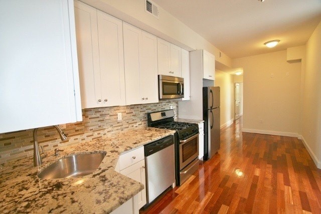 149 Webster Ave #3 - Photo 2 of 14