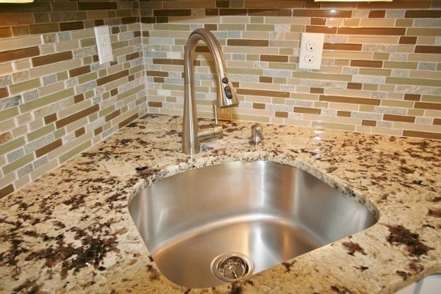 149 Webster Ave #3 - Photo 4 of 14