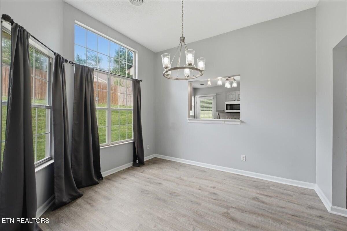 1508 Spelling Way - Photo 6 of 25