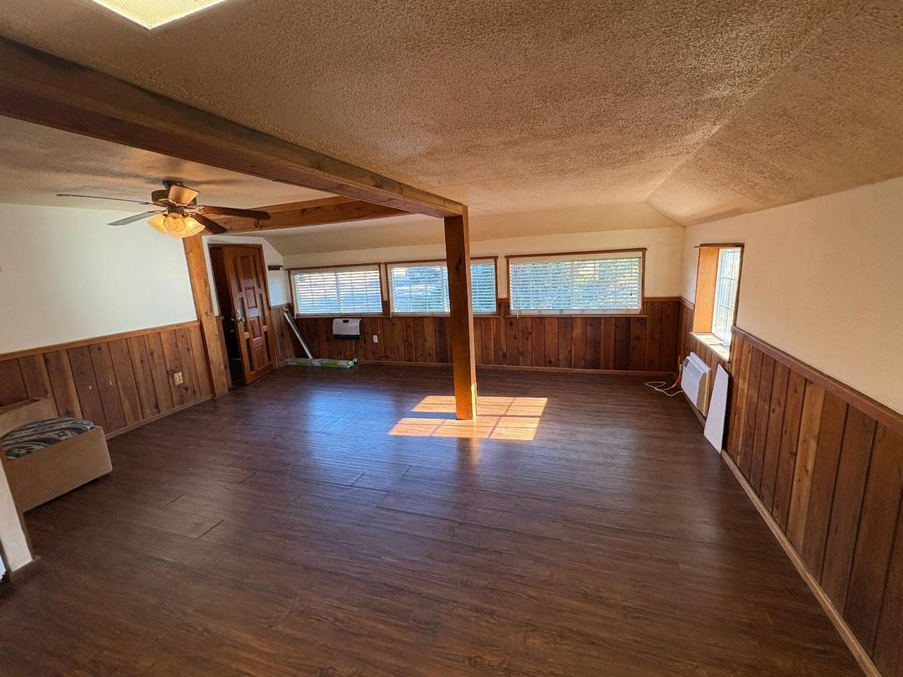 1720 Main St - Photo 5 of 10