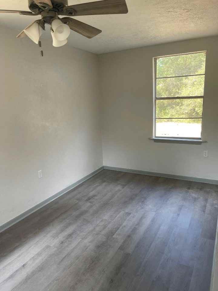 501 Hawkins - Photo 5 of 6