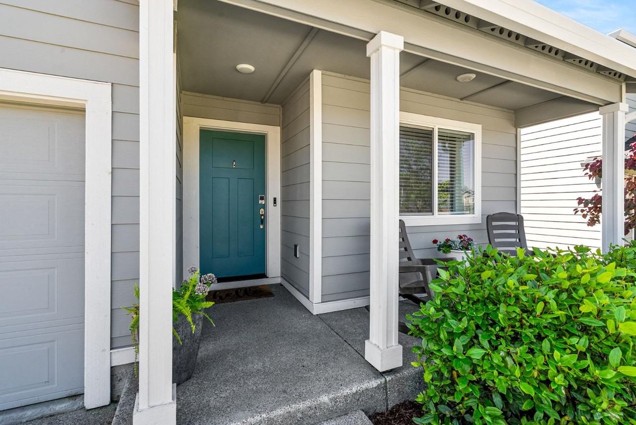 15115 Iverson Loop Se - Photo 3 of 11