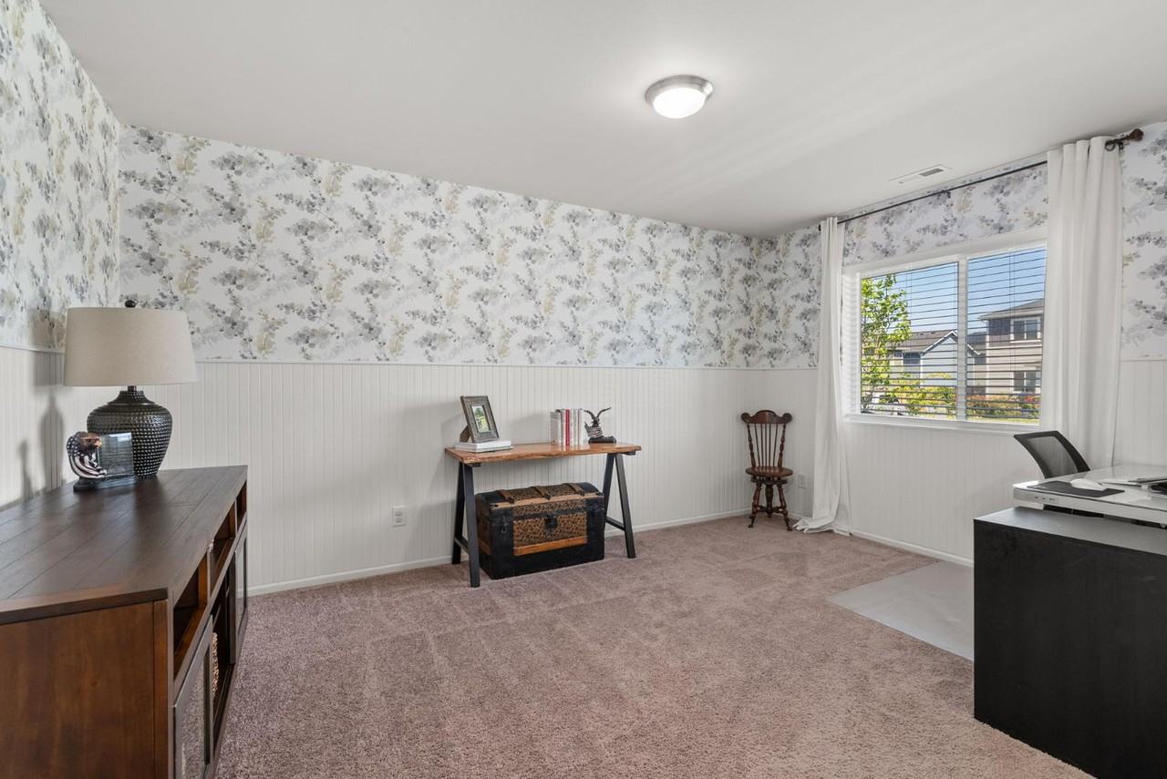 15115 Iverson Loop Se - Photo 6 of 11