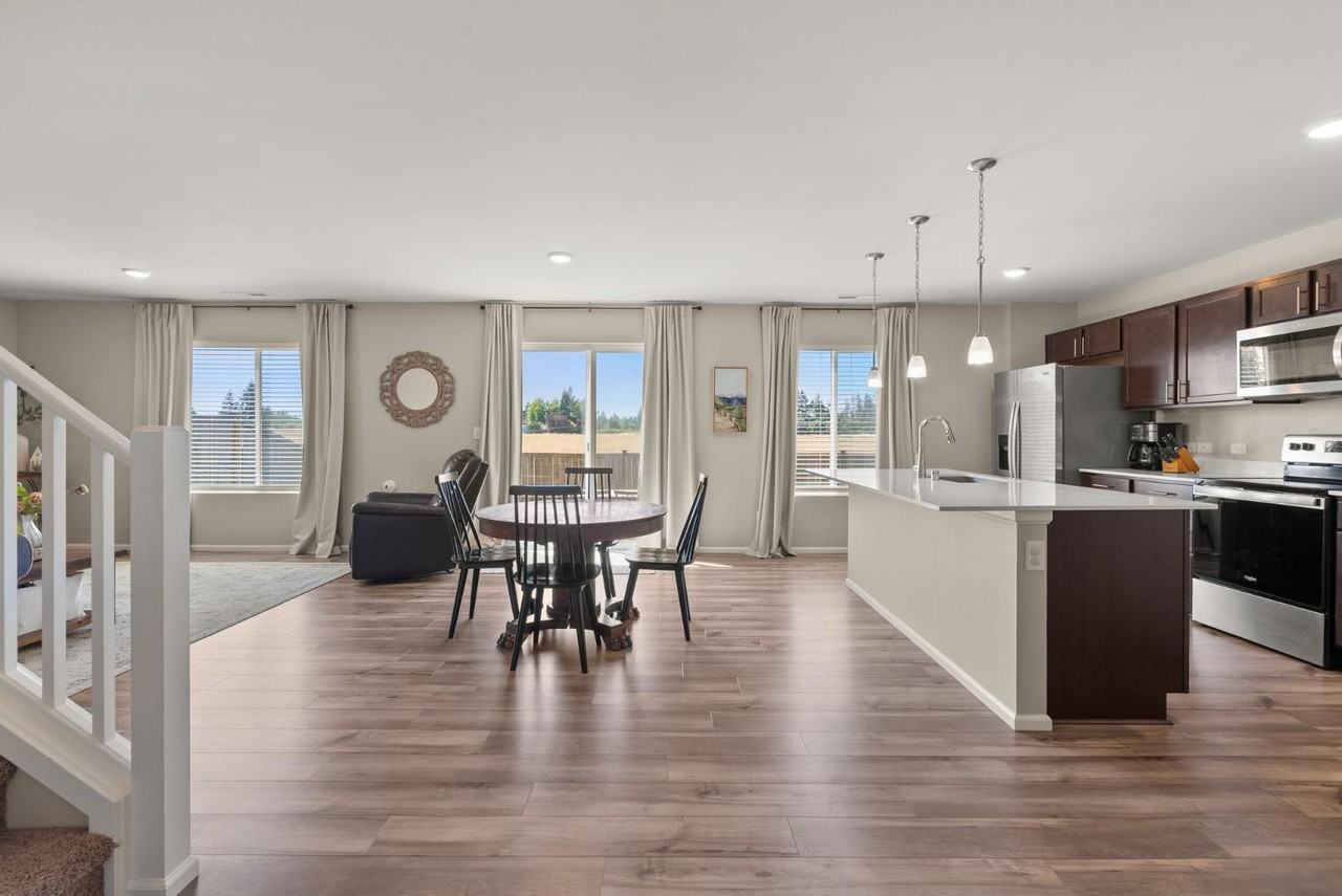 15115 Iverson Loop Se - Photo 7 of 11