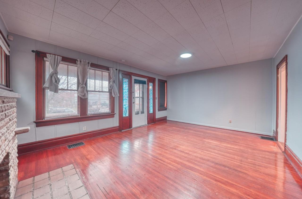 23 Wisconsin Ave - Photo 5 of 11