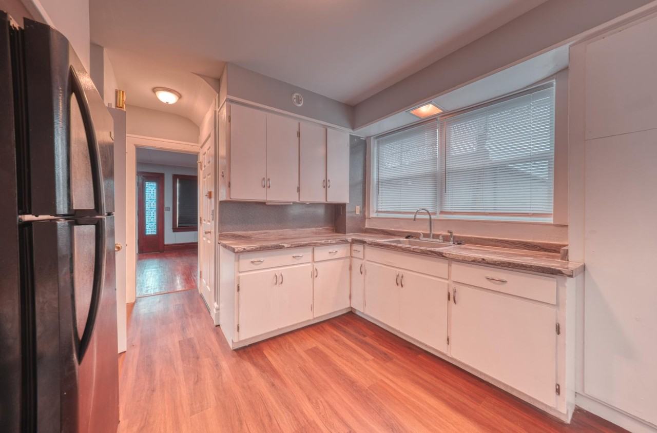 23 Wisconsin Ave - Photo 7 of 11