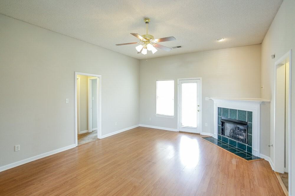 1472 S Goodlett Grove Cv - Photo 2 of 15