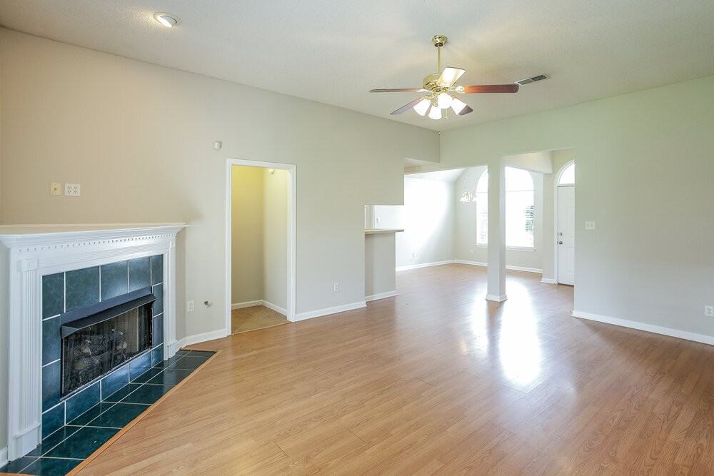 1472 S Goodlett Grove Cv - Photo 3 of 15