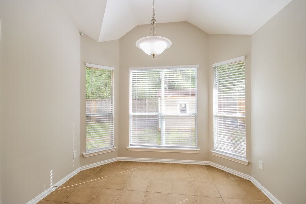 14102 Seagler Springs Ln - Photo 6 of 16