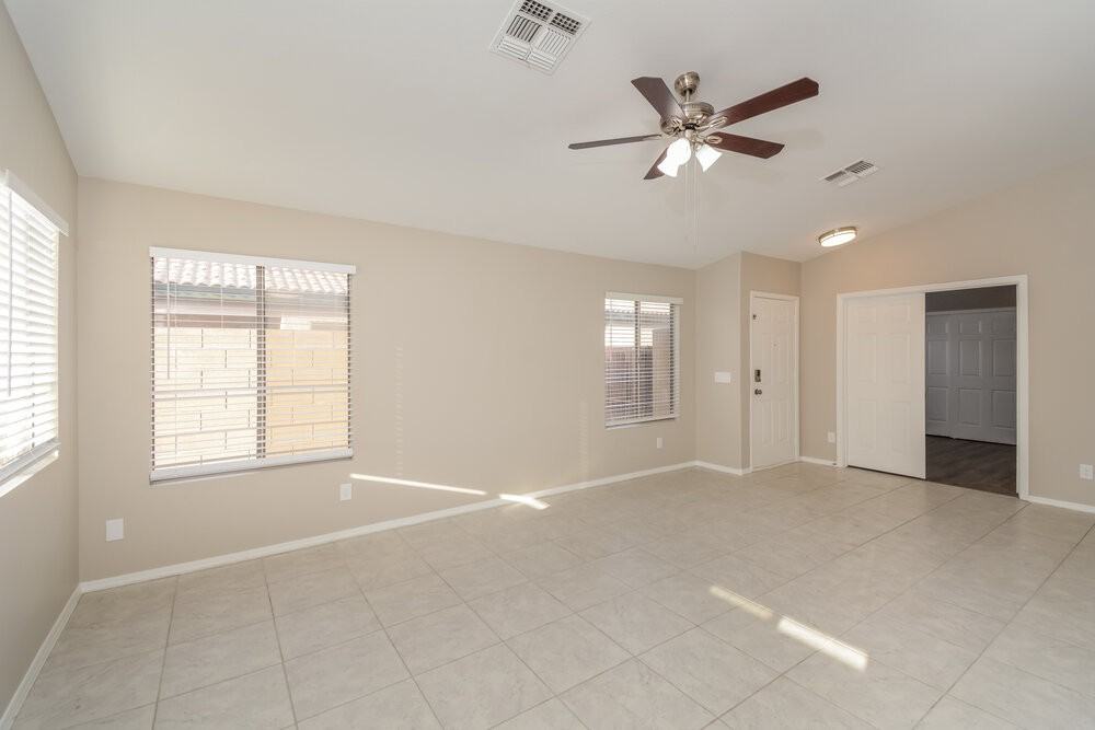 16731 N 113th Ave - Photo 5 of 16