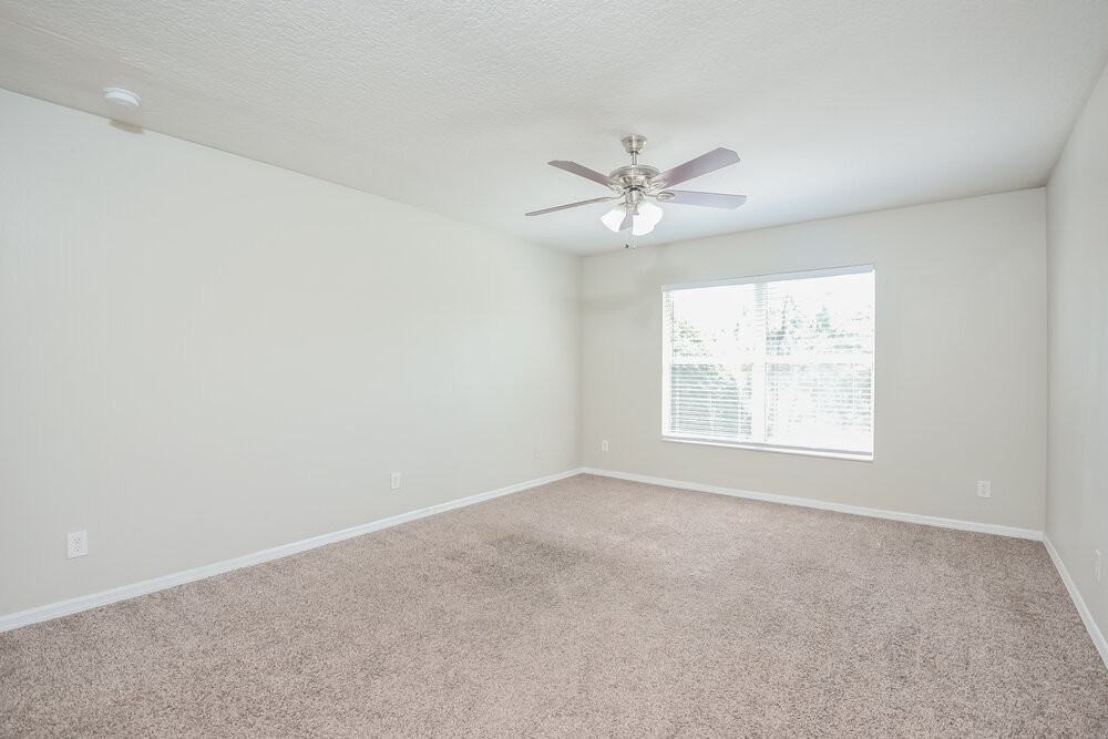 1904 Southern Oak Loop - Photo 7 of 16