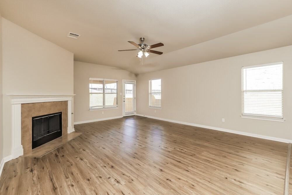 8431 Autry Bnd - Photo 5 of 16