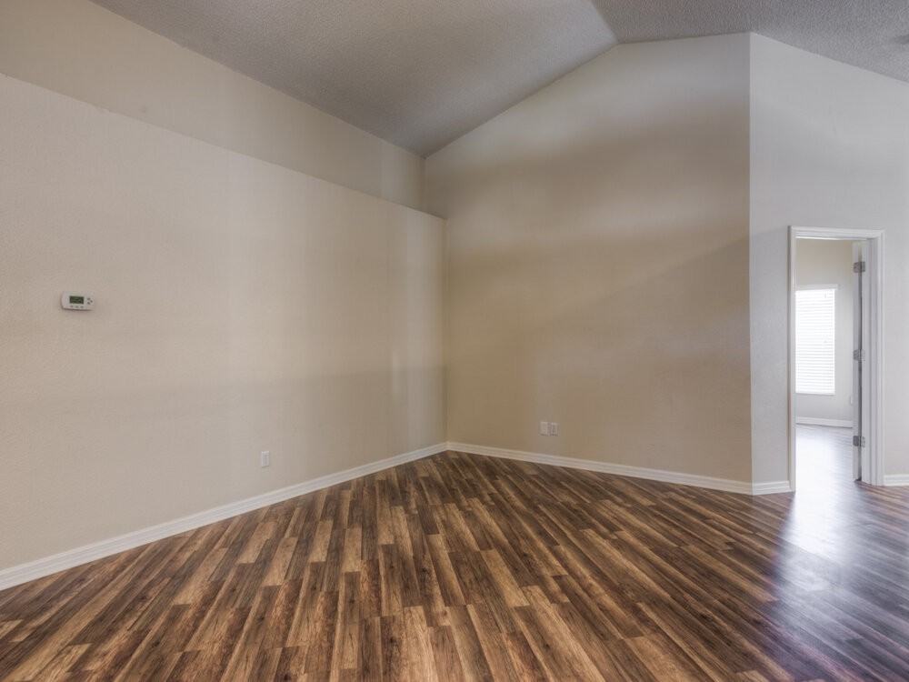 2037 Fish Eagle St - Photo 3 of 32