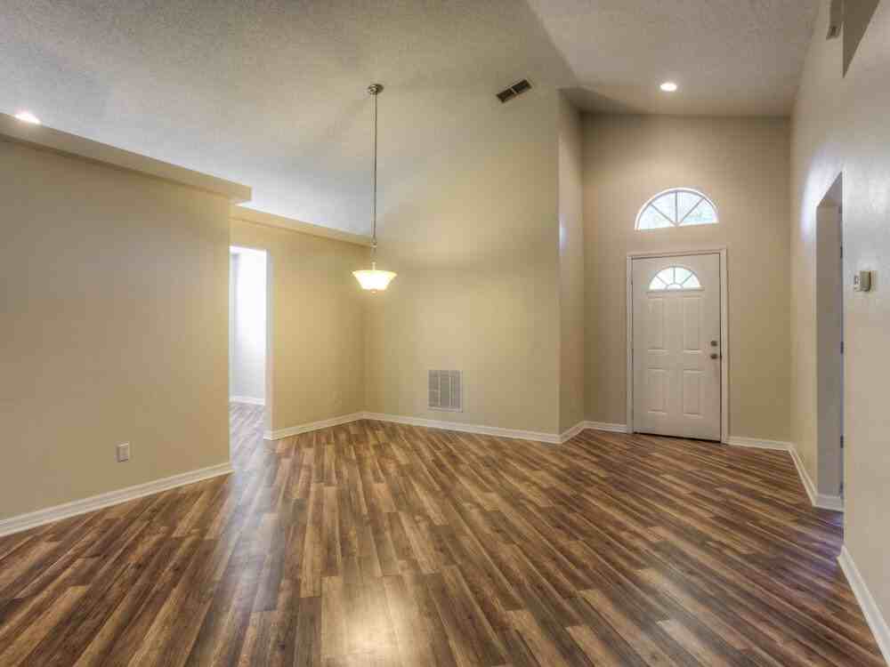 2037 Fish Eagle St - Photo 5 of 32