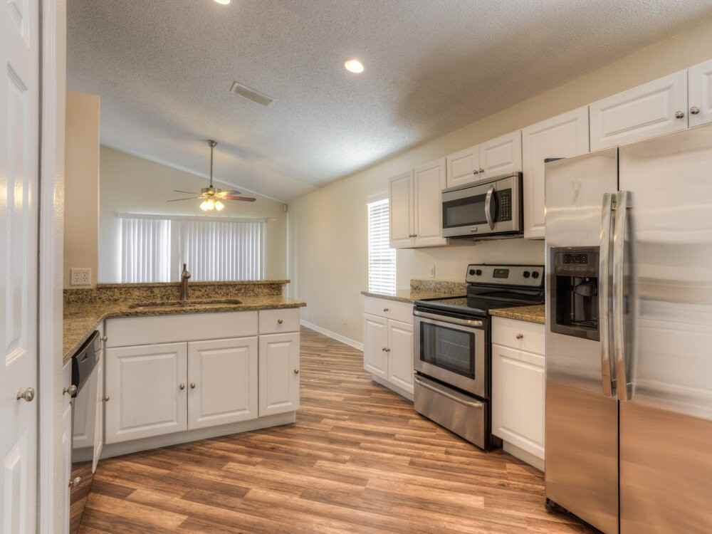 2037 Fish Eagle St - Photo 6 of 32