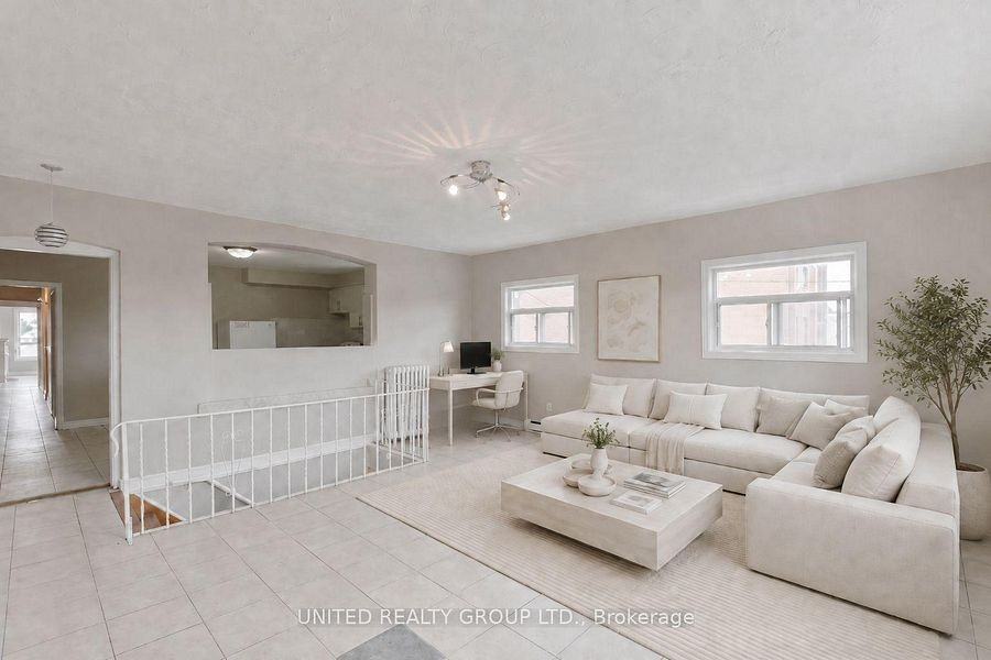 317 Oakwood Avenue #2 Floor - Photo 4 of 8