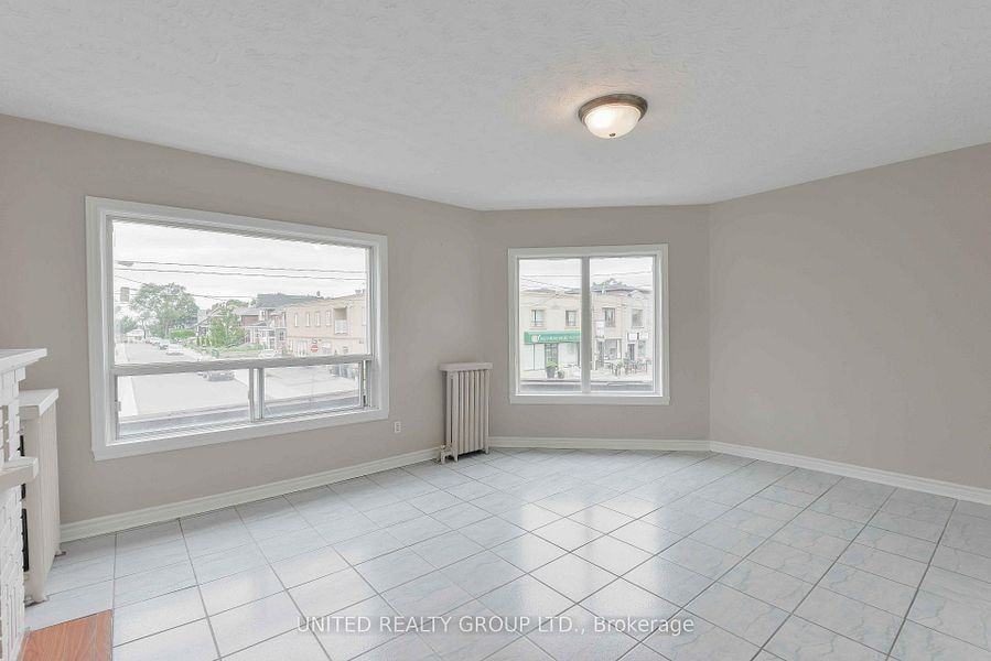 317 Oakwood Avenue #2 Floor - Photo 6 of 8