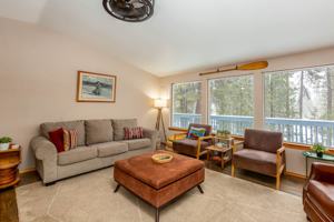 featured image of 17184 Island Loop Way