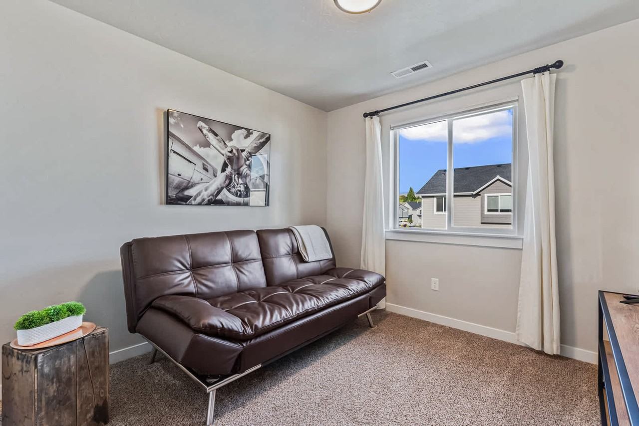 262 N Falling Water Ave #1638219P - Photo 6 of 46