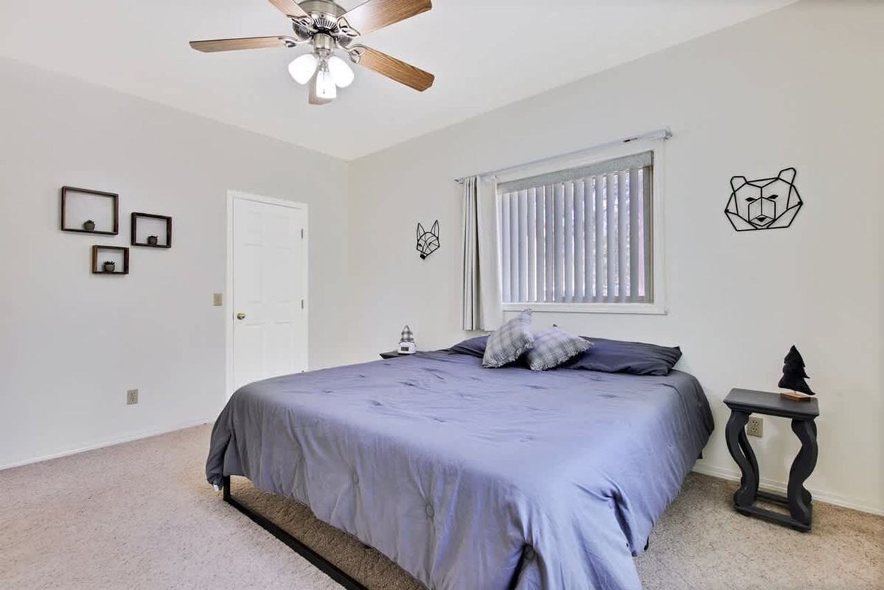 1496 Pine Ridge Dr #1638275P - Photo 5 of 36