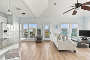 featured image of 833 O'Neil Rd