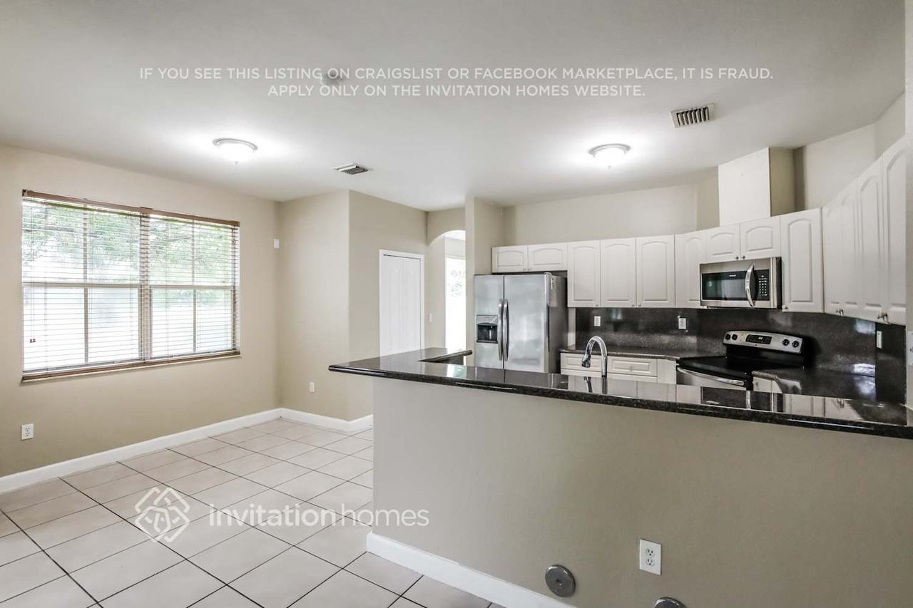 14941 Sw 17th Ln - Photo 7 of 18