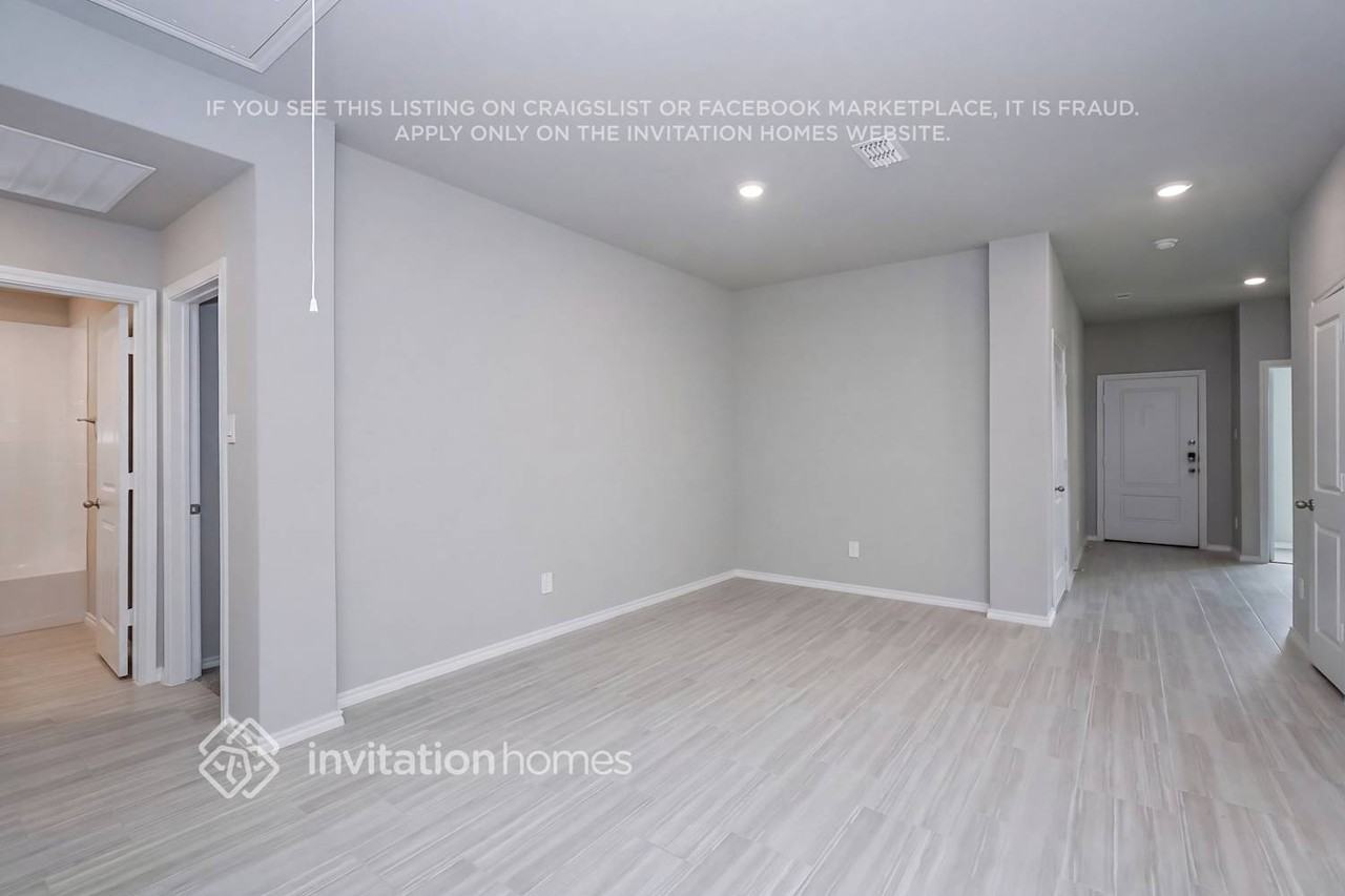 8432 Hollymead Ln - Photo 4 of 15