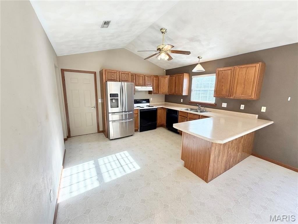 309 S Ferkel St - Photo 6 of 22