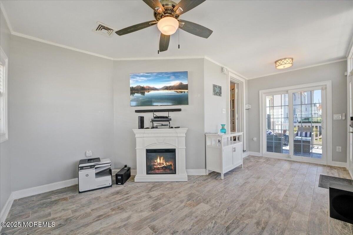 110 5th Ave - Photo 2 of 26