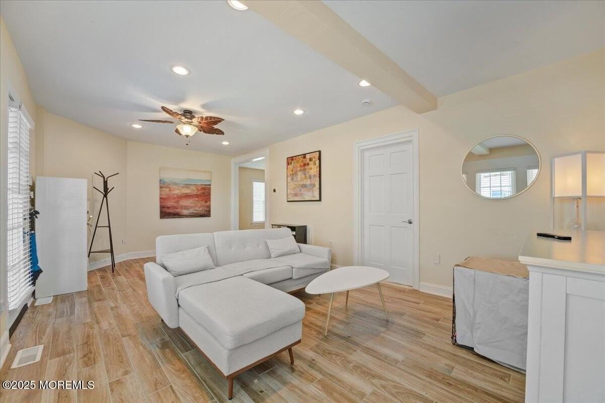 110 5th Ave - Photo 4 of 26