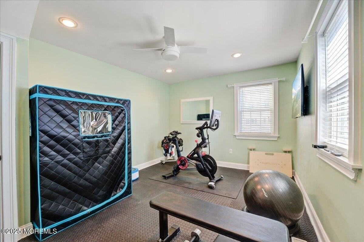 110 5th Ave - Photo 5 of 26