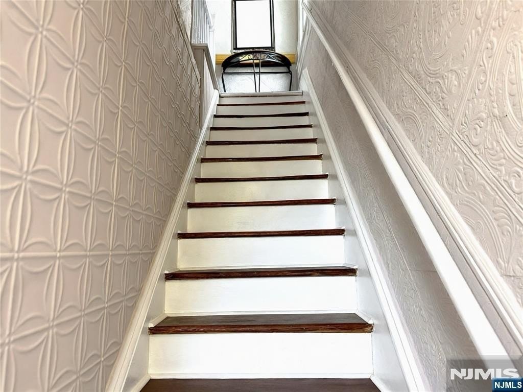 238 Main St #3 - Photo 3 of 10