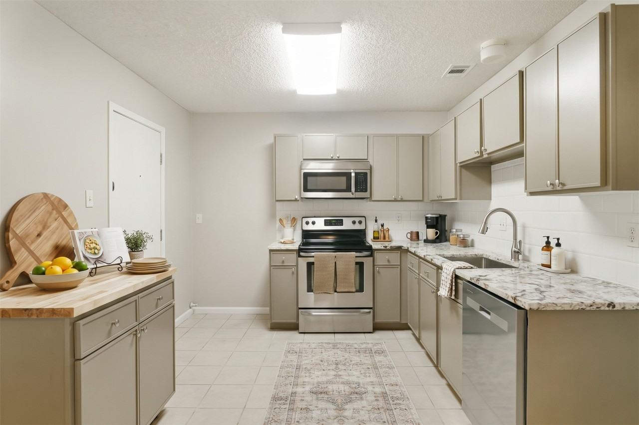 204 Timber Ridge Ln - Photo 5 of 14
