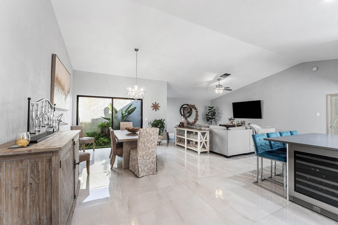 1417 Nw 26th Ave - Photo 4 of 48