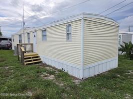 featured image of 4439 Utica Cir