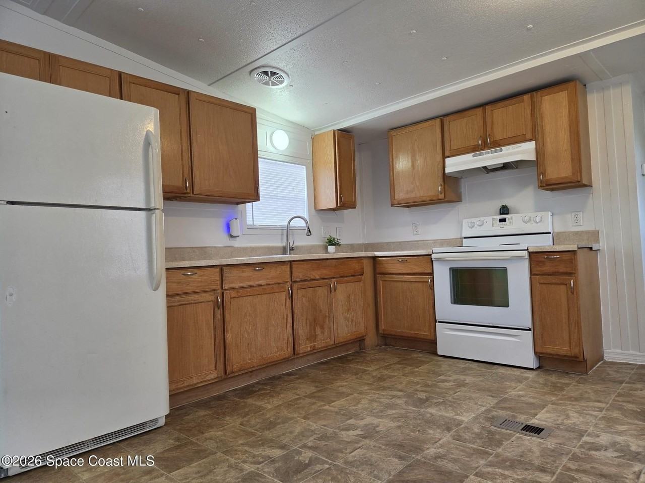 4439 Utica Cir - Photo 7 of 11