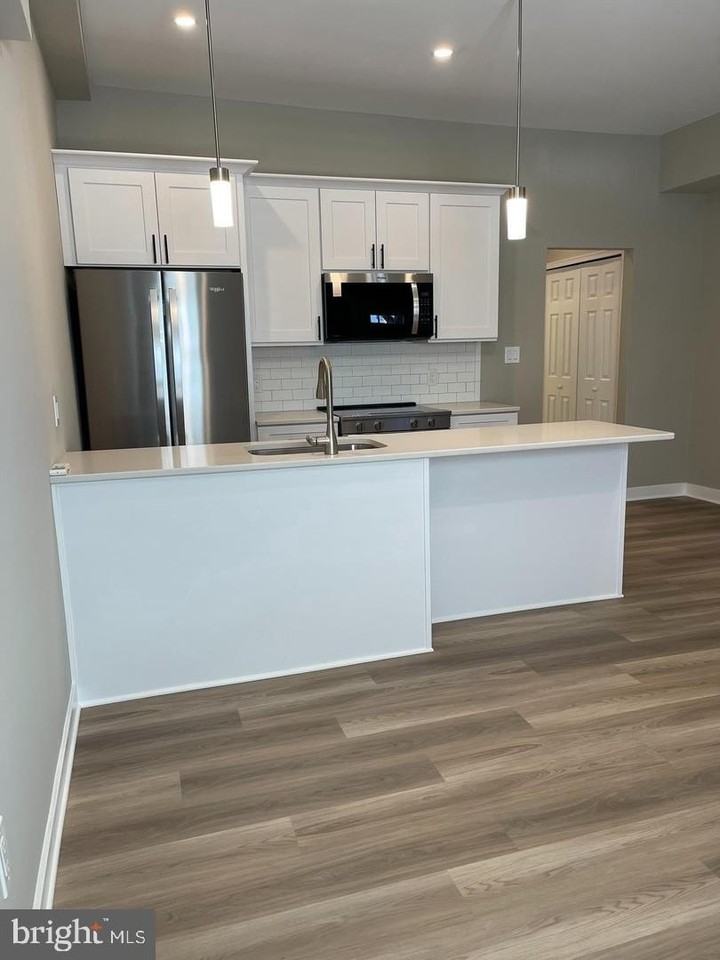 189 Bridge St #2 - Photo 2 of 10