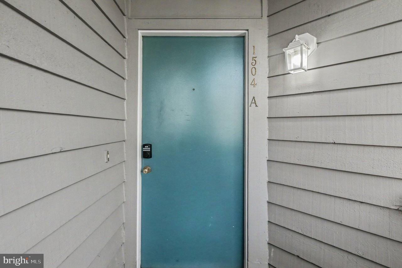 1504 Summerchase Ct #A - Photo 4 of 26