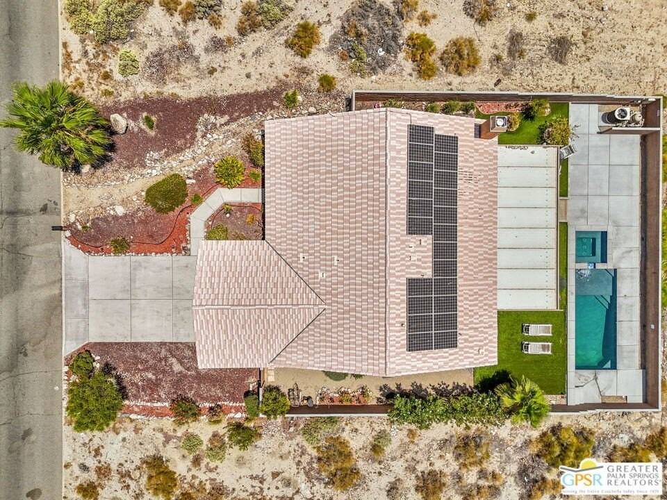 67365 Desert View Ave - Photo 6 of 47